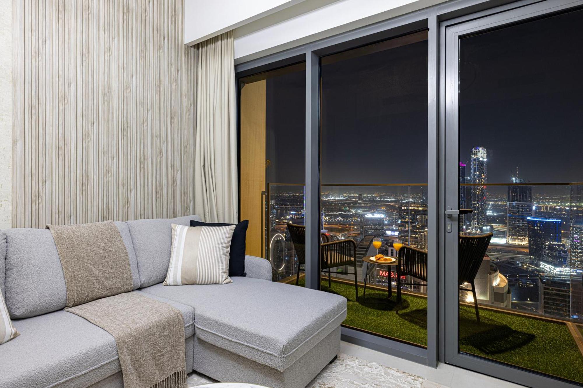 Smartstay At Burj Royale - Full Burj Khalifa View - Brand New Luxury Apartments Dubai Eksteriør bilde