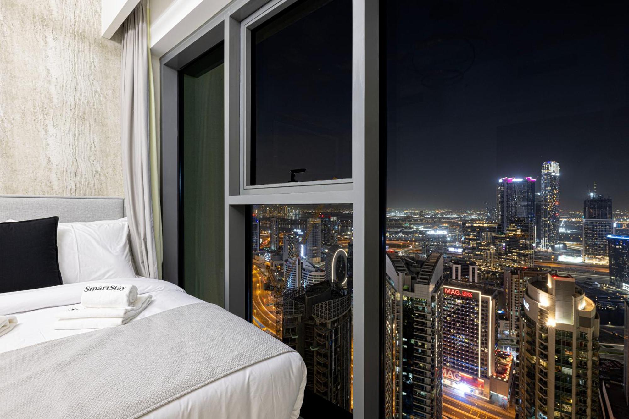 Smartstay At Burj Royale - Full Burj Khalifa View - Brand New Luxury Apartments Dubai Eksteriør bilde